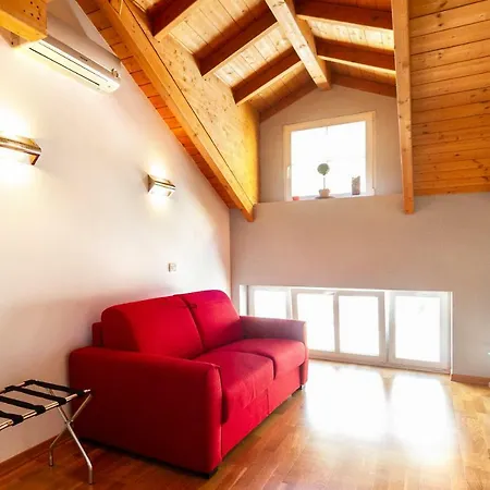 Le Rive Loft Lejlighed